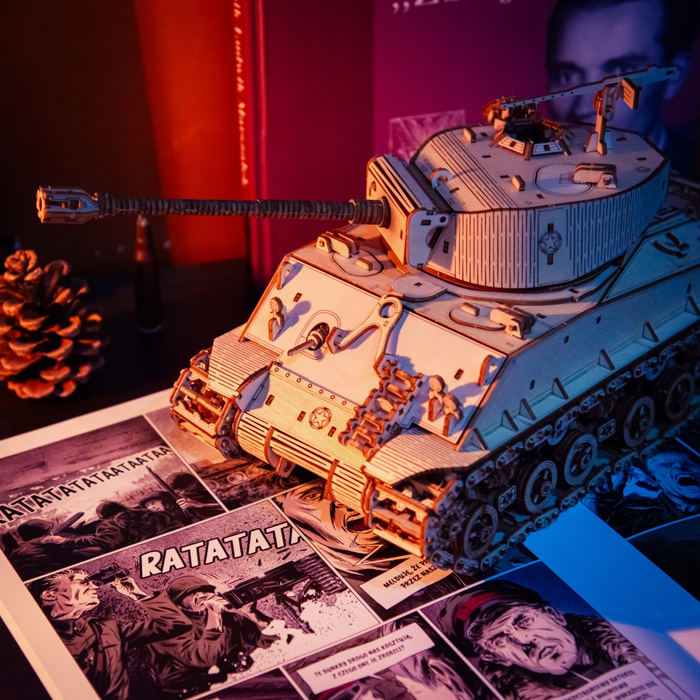 Little Story Drewniane Puzzle Model 3D - Czołg M4A38 Sherman