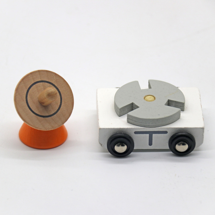 Drewniana rakieta – stacja kosmiczna